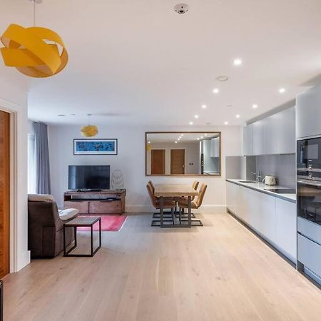 Apartmán Stylish 2 Bed 2 Bath In Highgate & Free Parking Londýn Exteriér fotografie